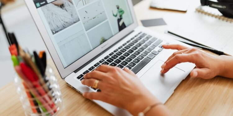 How Digital Detox Benefits Improve Your Life and Focus